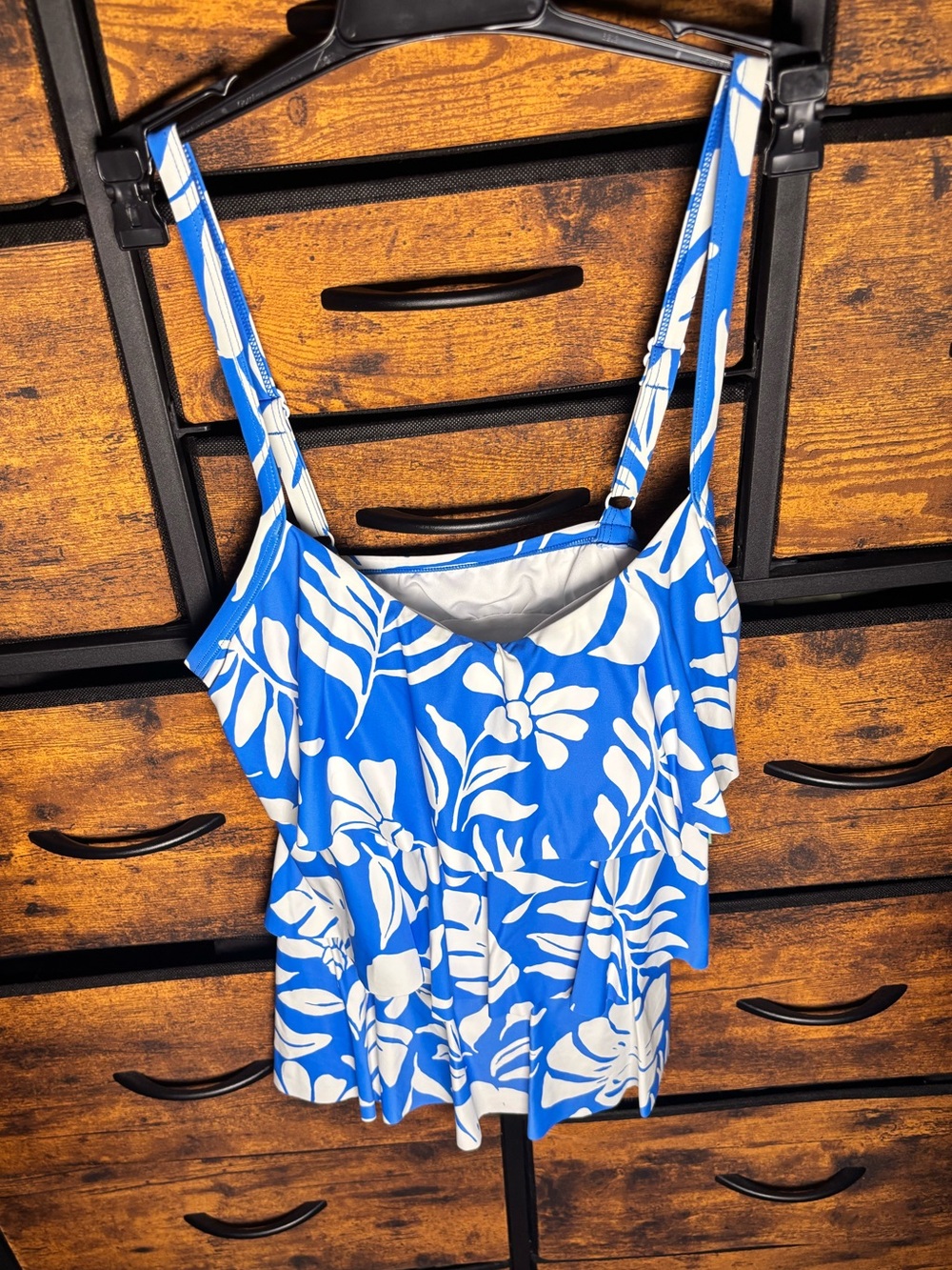 Beach House Blue & White Floral Bikini Top size 8